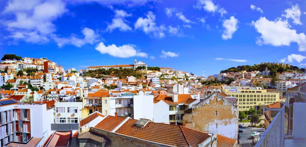 Amazing Downtown Apt With Small Balcony With View Over The Castle リスボン エクステリア 写真